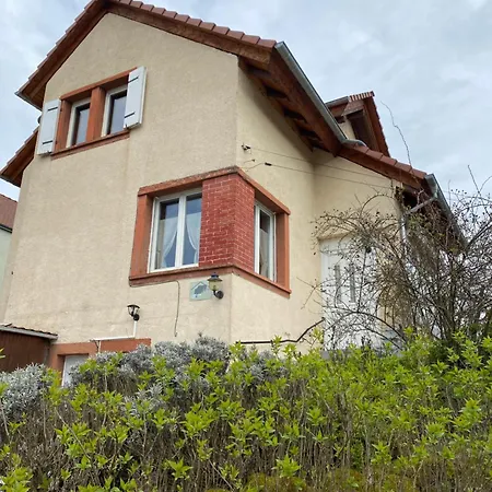 Сasa de vacaciones Le Refuge De L'ours *